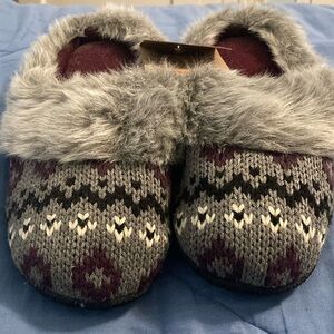 💜 NEW 🩶 Dearfoams Slippers Size L (9-10)